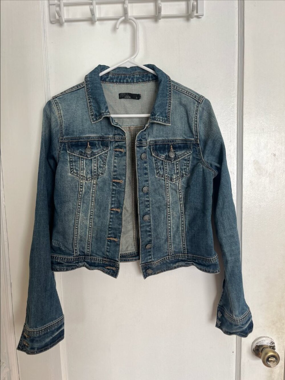 prAna Cropped Denim Trucker Jacket – Size S